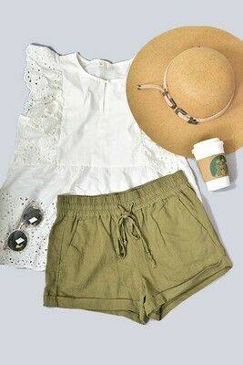 Casual Shorts with Pockets.