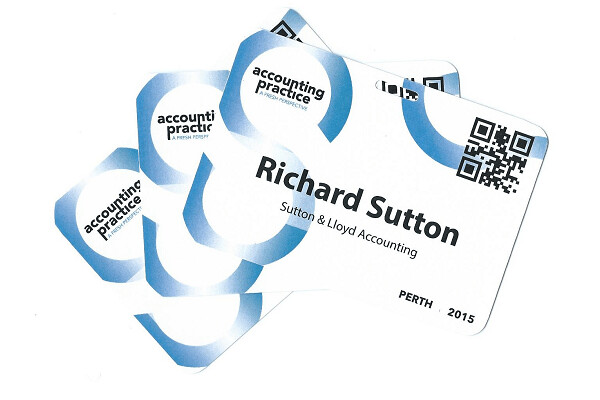 Pocketless Laminated Name Tags - Medium