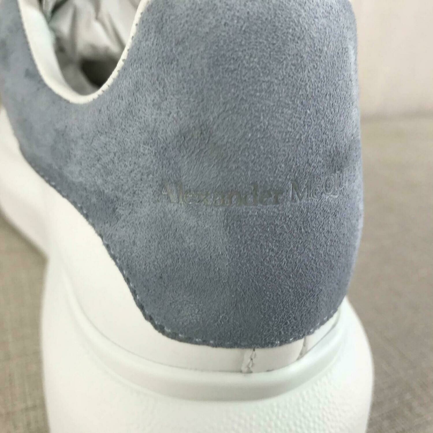 SNEAKERS ALEXANDER MCQUEEN OVERSIZE GRIGIO RETRO CAMOSCIO