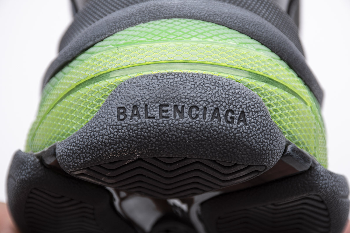 BALENCIAGA Sneakers \