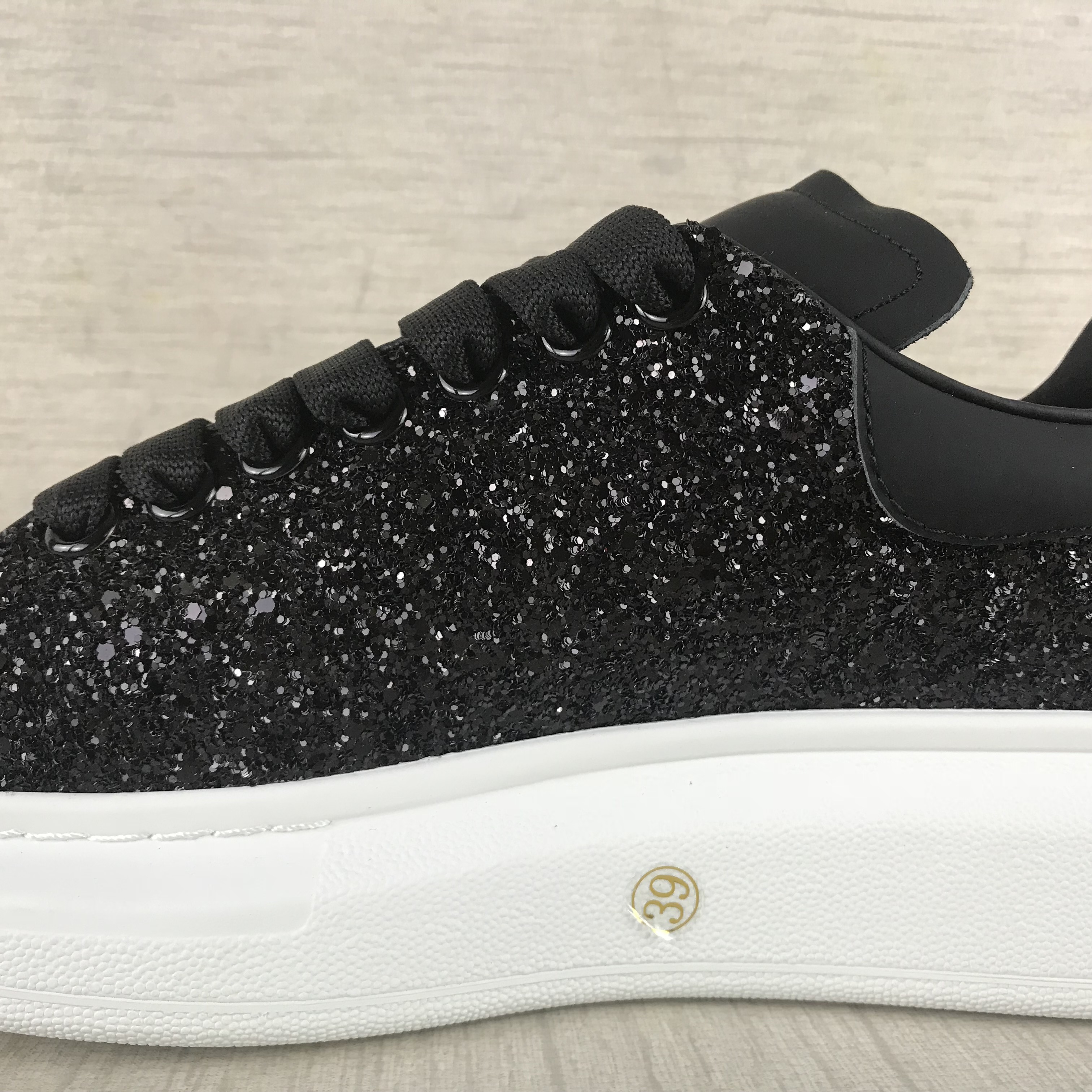 SNEAKERS ALEXANDER MCQUEEN OVERSIZE NERO GLITTER