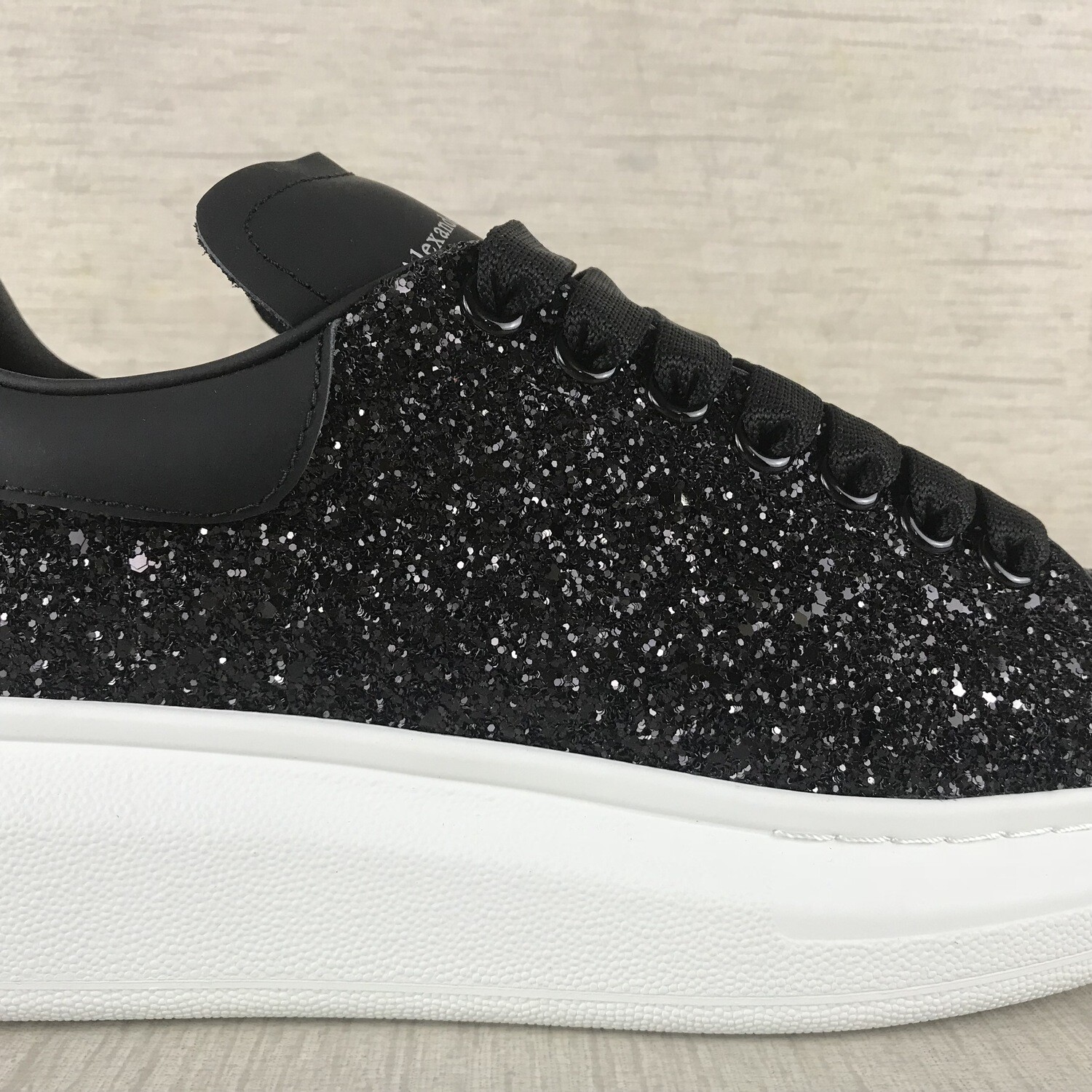 SNEAKERS ALEXANDER MCQUEEN OVERSIZE NERO GLITTER
