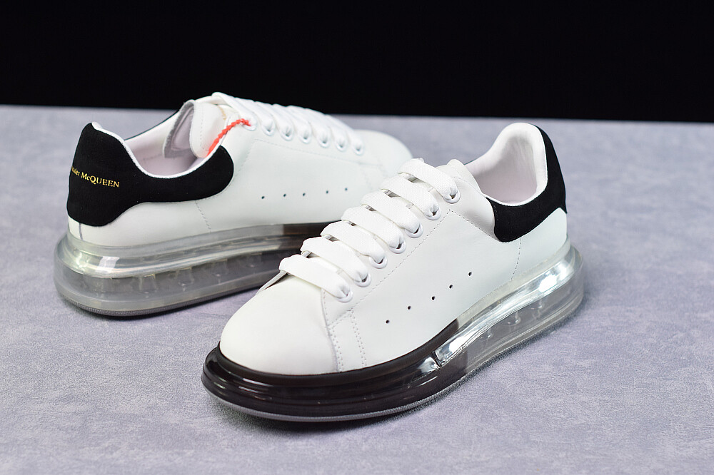 SNEAKERS ALEXANDER MCQUEEN OVERSIZE BIANCO PELLE SUOLA TRASPARENTE BICOLORE  RETRO CAMOSCIO NERO