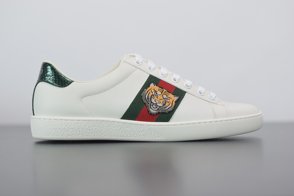 scarpe gucci con tigre Looking to get your wardrobe refreshed for the  winter? Now's the time! | Best Places to Buy Clothes Online