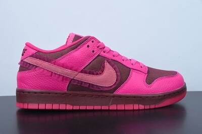SNEAKERS NIKE DUNK LOW VALENTINE'S DAY (2022) (W)
