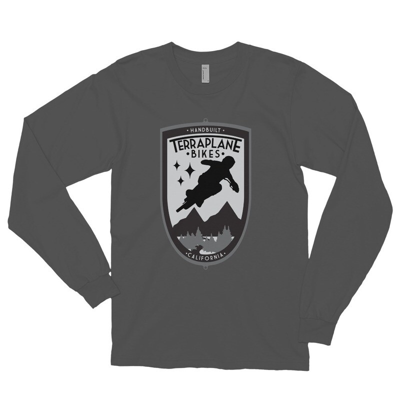 Long sleeve t-shirt