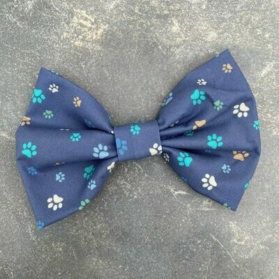 Bow tie - Paw prints on blue