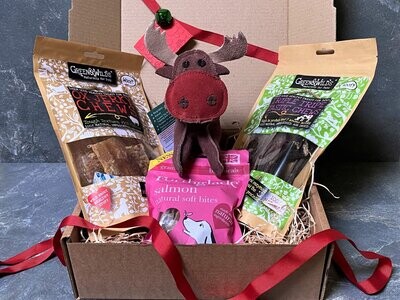 Christmas Gift Hamper for dogs & puppies