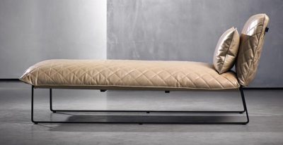 PIET BOON Kekke / Chaise Longue PIET BOON Kekke / Chaise Longue