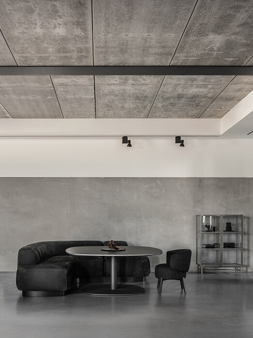 BO Dinning Sofa