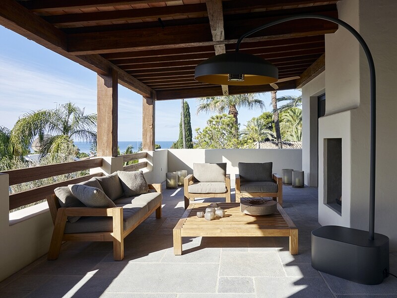 LARS Outdoor Coffee Table