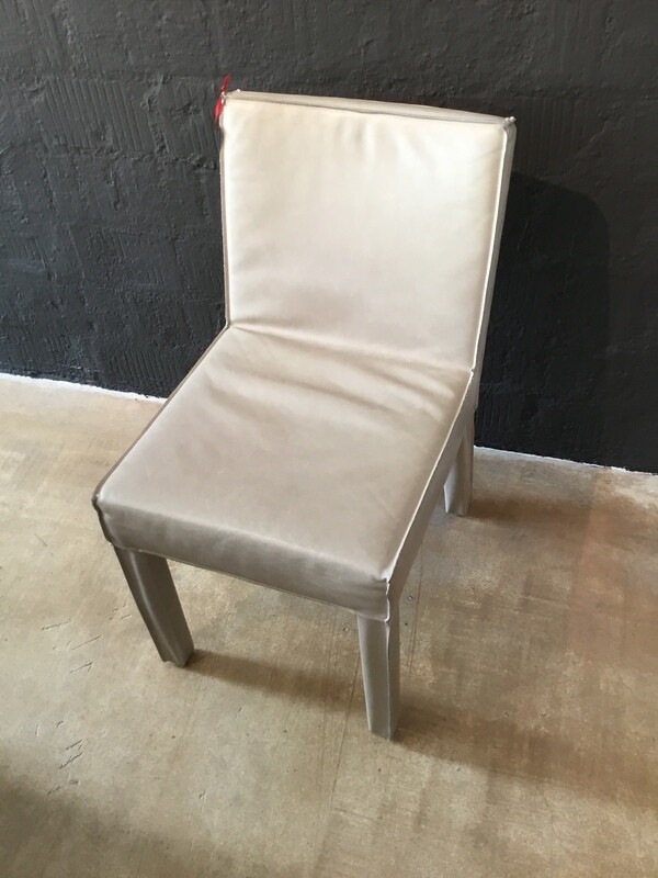 Saar / Stuhl Ecru Leder (stonewash)