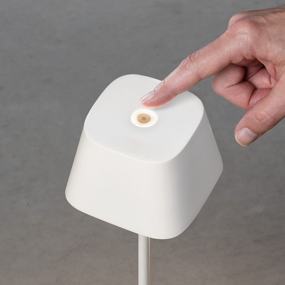 CAPRI LED-Tischlampe mit Akku für In- und Outdoor