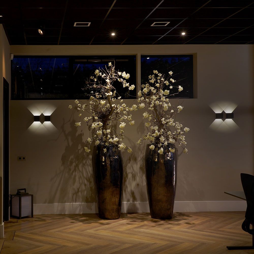 CUBE LED-Wandlampe Dim to Warm