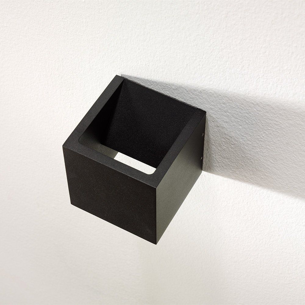 CUBE LED-Wandlampe Dim to Warm