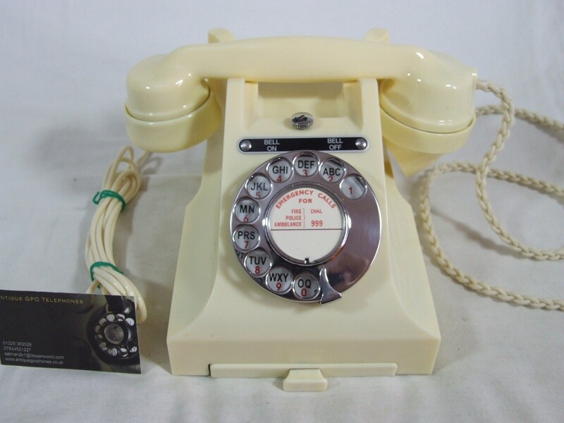 Ivory Bakelite 328L GPO Telephone 1956