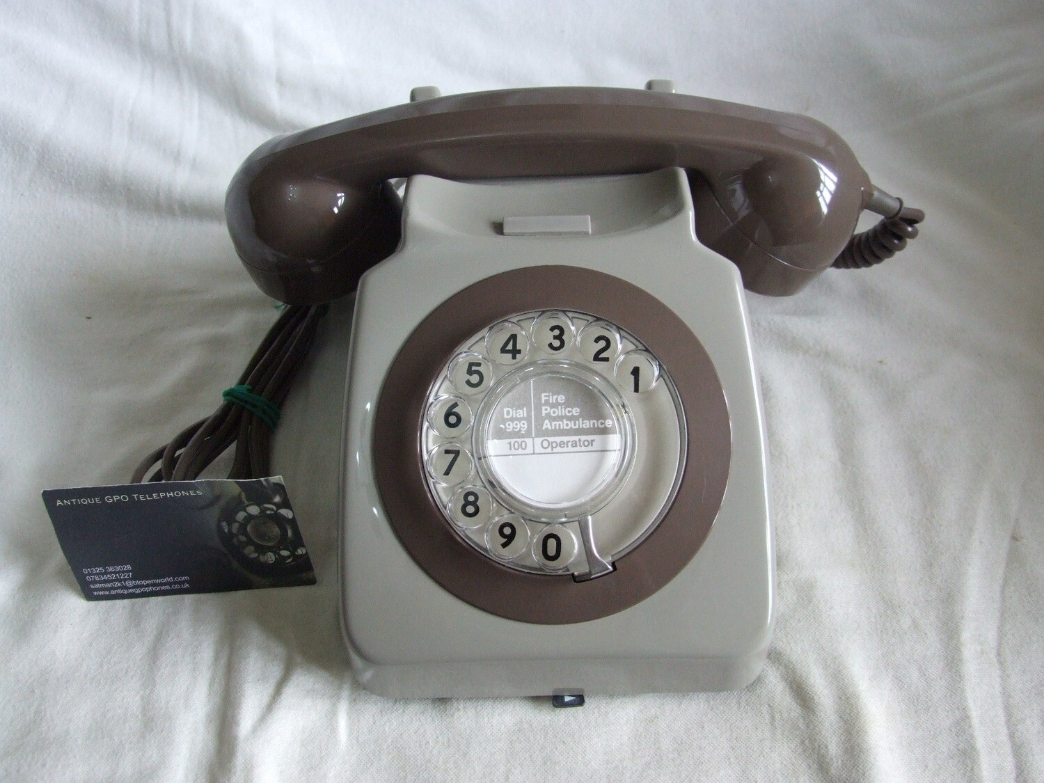 Grey Two Tone 746 PO Telephone 1979