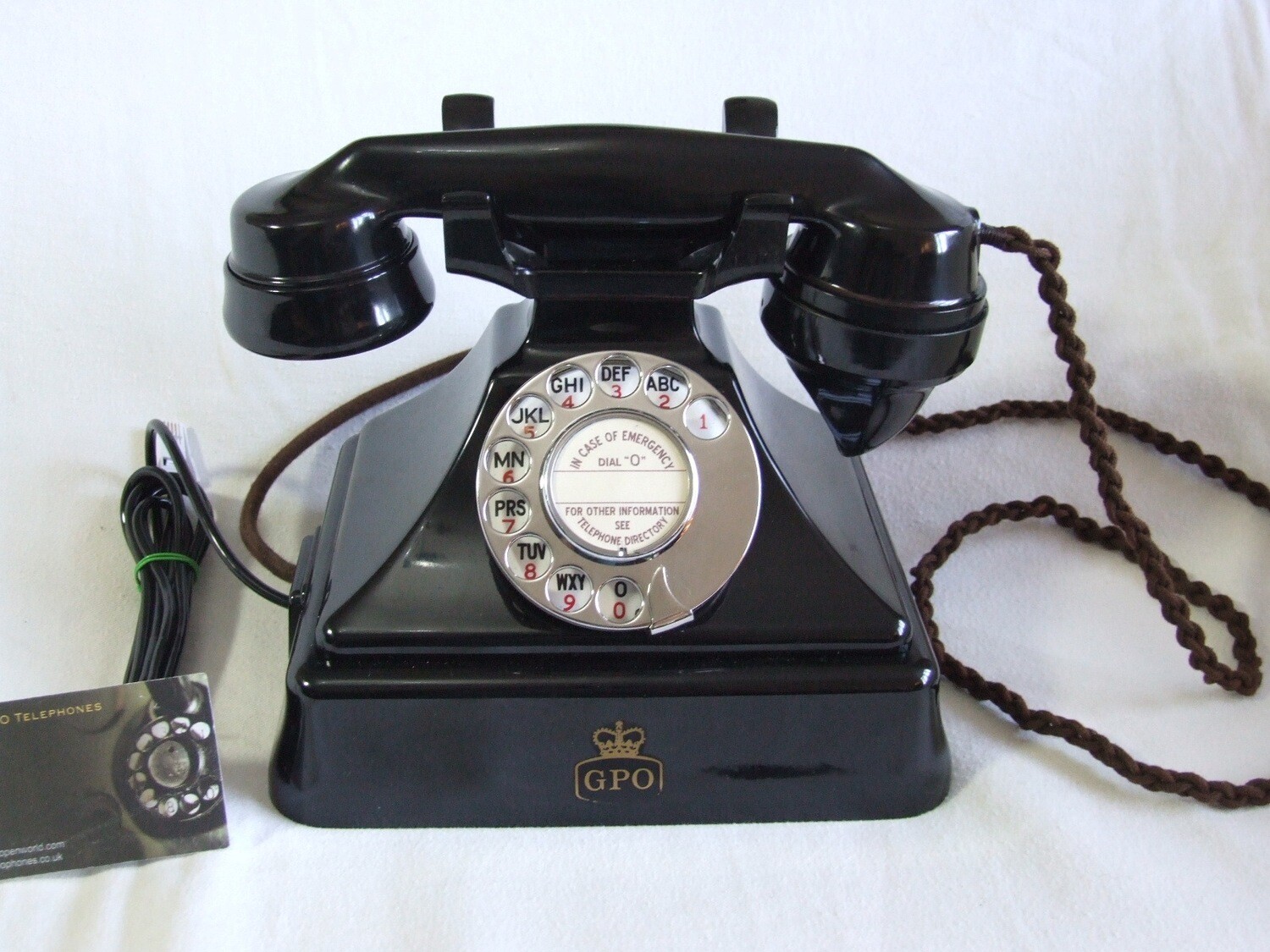 Black Bakelite GPO Pyramid Telephone 162 on a 25 bellset 1937