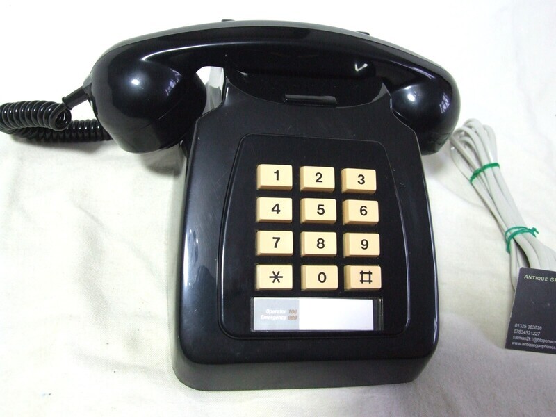 Black 12 Button 782 Telephone 1982