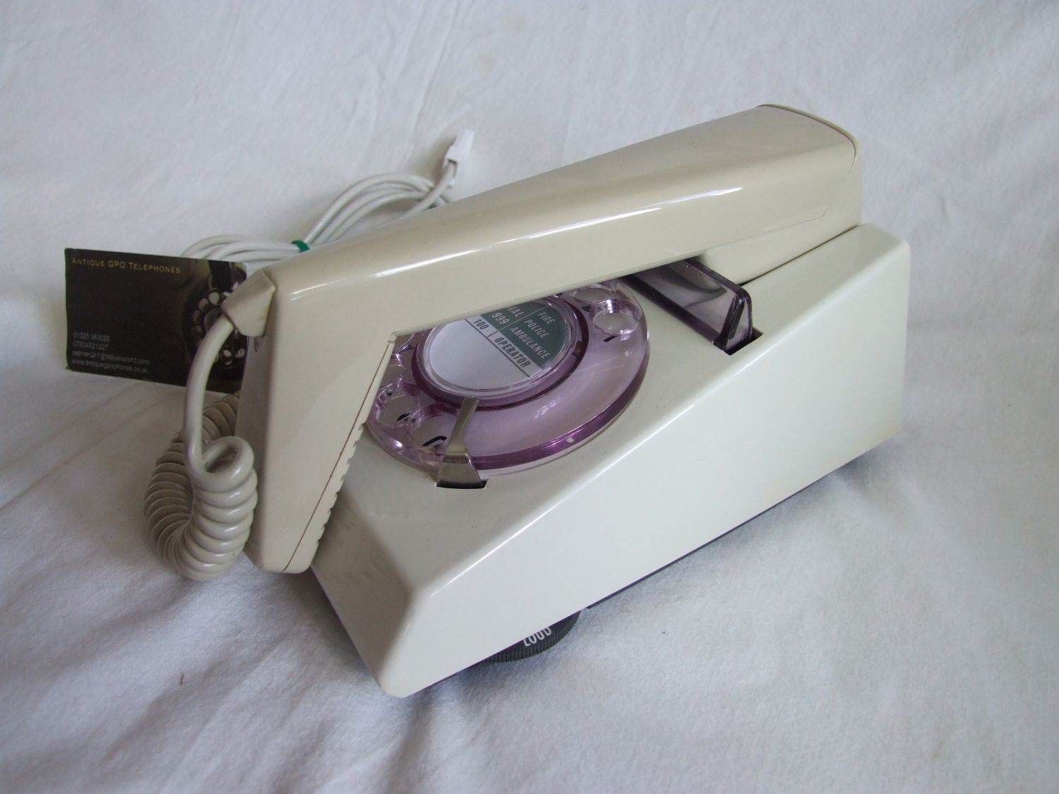 Two Tone Beige 722 Trimphone 1981