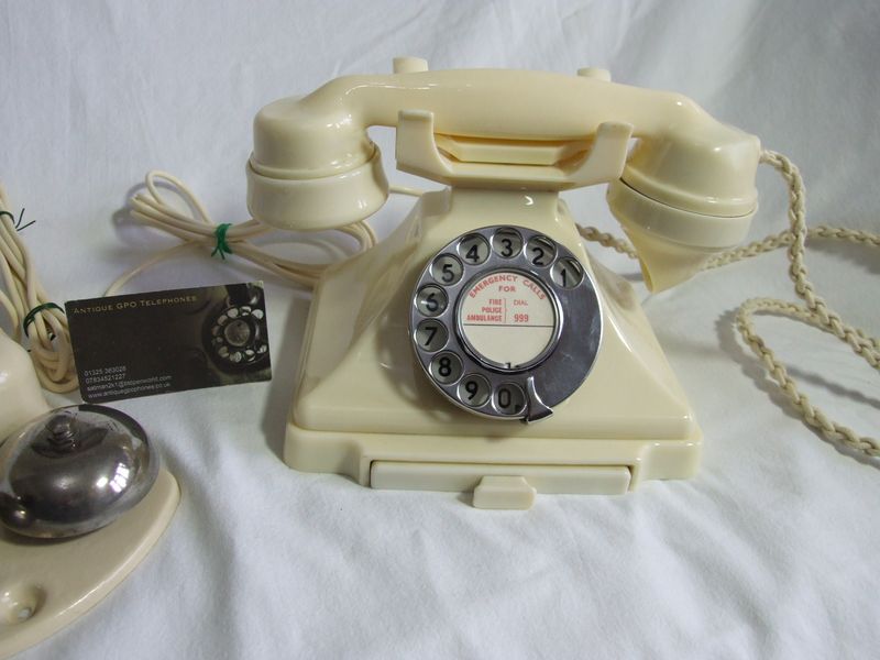 Ivory Bakelite 232F GPO Telephone 1955 &amp; Ivory 64D Bellset
