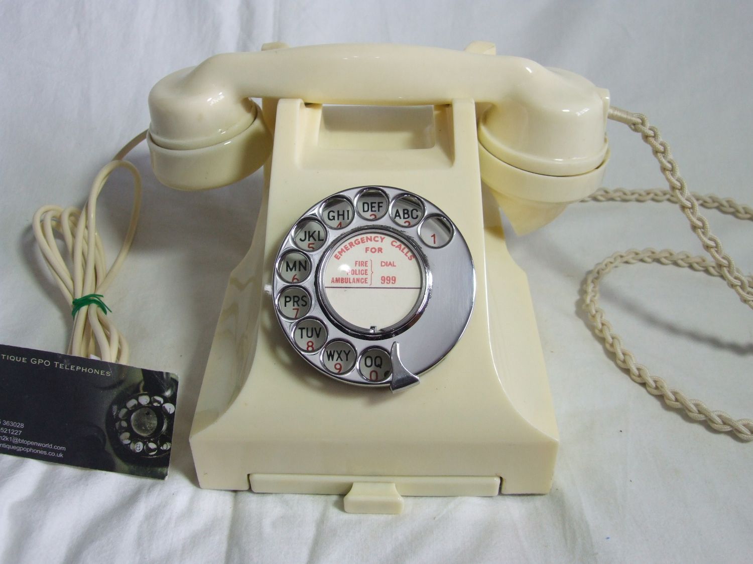 Ivory Bakelite 332L GPO Telephone 1954