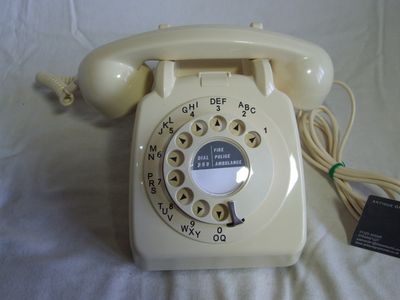 Ivory 706 Telephone 1966
