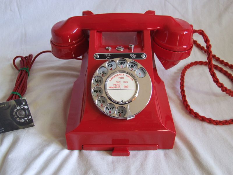 Rare Red Bakelite 328L GPO Telephone 1956