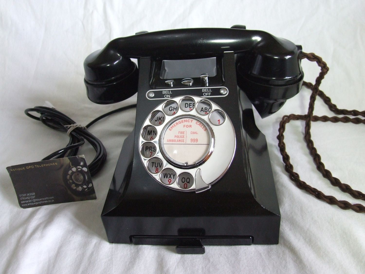 Black Bakelite 328L GPO Telephone 1959