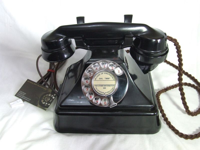 Black Bakelite GPO Pyramid Telephone 162 on a 25 bellset 1937