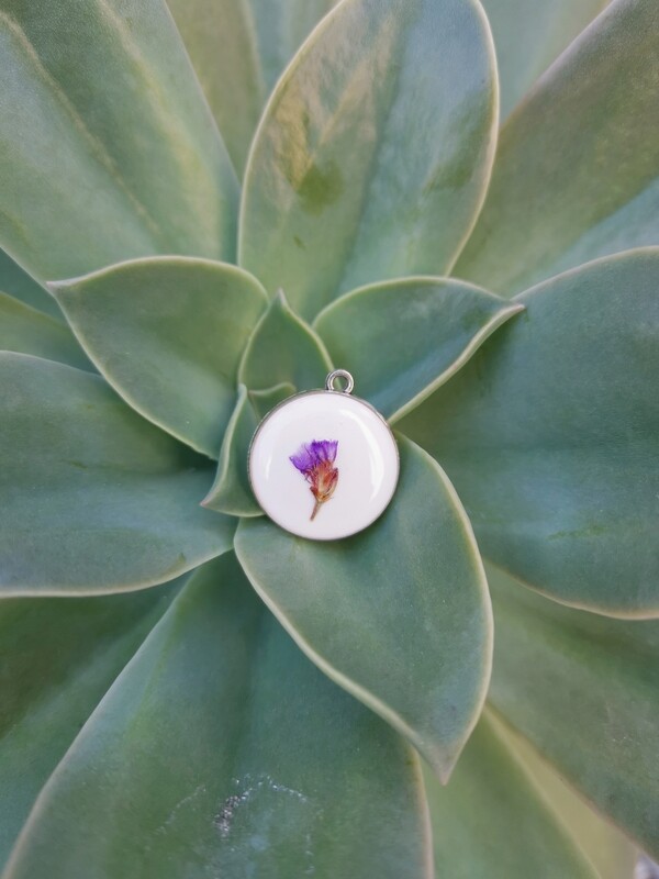 Statice Flower Necklace