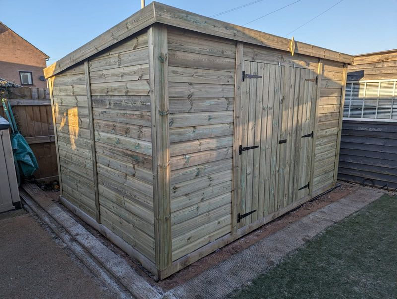 Pent Shed with Central Double Doors
