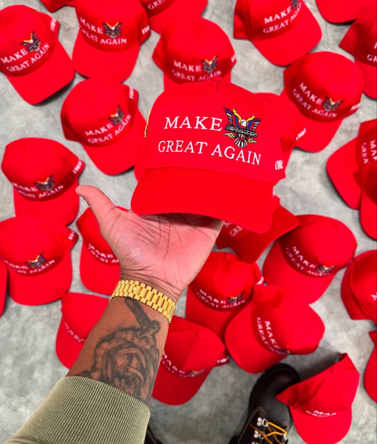 RED DIPLOMATS “MDGA” SNAPBACK -PRE ORDER