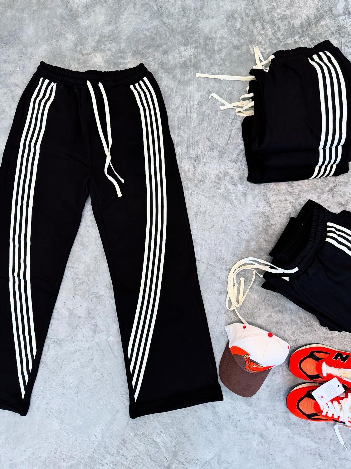 SWEAT PANTS- BLK/ CREAM STRIPES