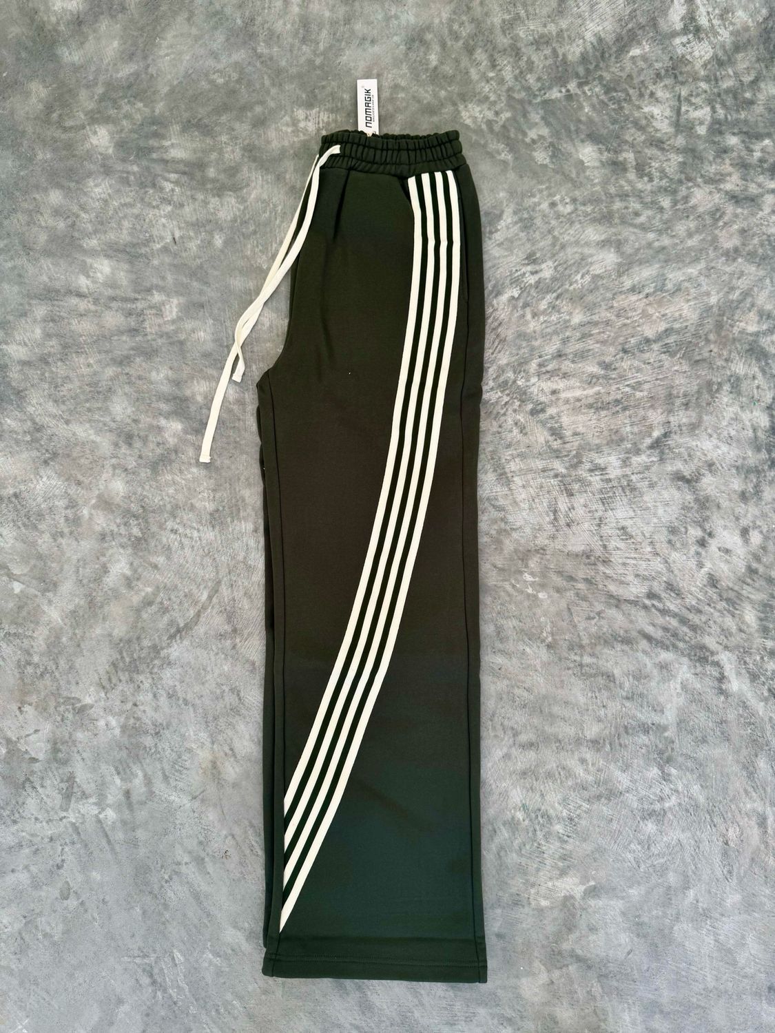 ARMY GREEN SWEAT PANTS -CREAM STRIPES