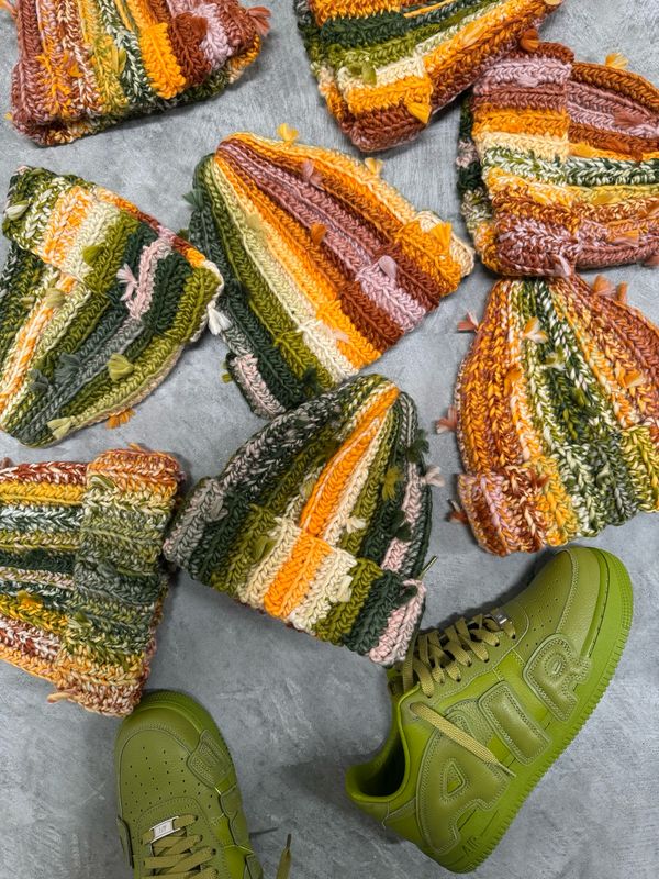 SCARP BEANIE-ARMY GREEN/GOLD