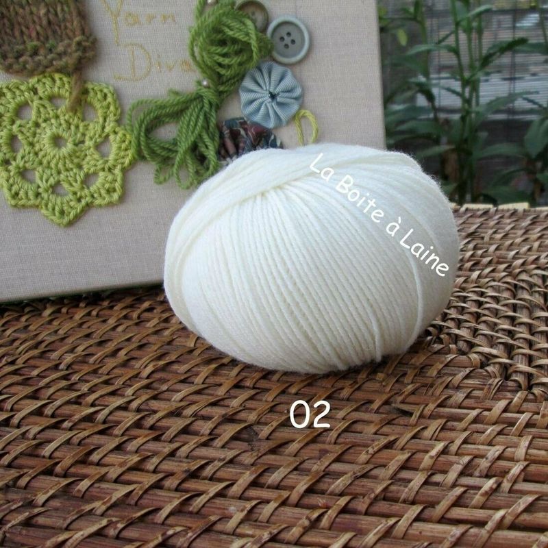 MERINO + Lang Yarns 50g/90m
