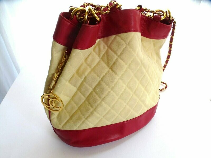 AUTHENTISCHER VINTAGE CHANEL Schulterbeutel AUTHENTISCHER VINTAGE CHANEL Schulterbeutel