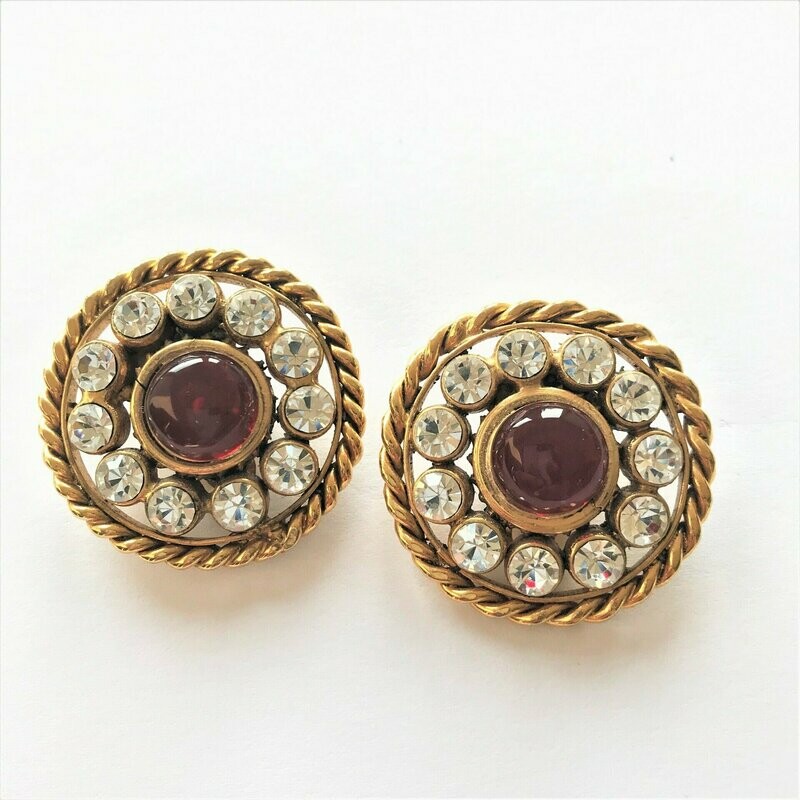 VINTAGE CHANEL Ohr Clip sign. 2CC3 aus dem Hause Gripoix Paris