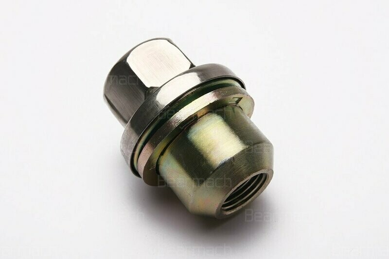 Tuerca para llanta de aluminio ,Range Rover Clasic , Land Rover Defender, Discovery 1 acabado plateado embellecedor  ref. RRD500560