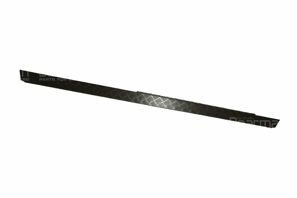 Chapas protectoras laterales bajo puertas Land Rover Defender 110 negro REF BA 127B