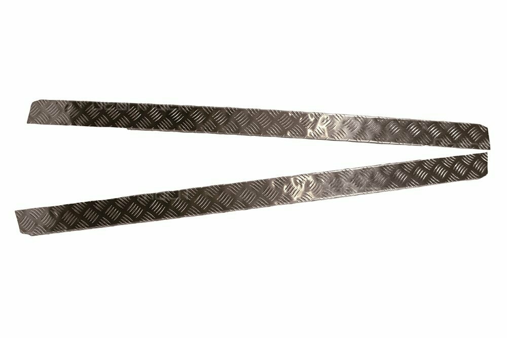 Chapas protectoras laterales bajo puertas Land Rover Defender 90 REF BA 126