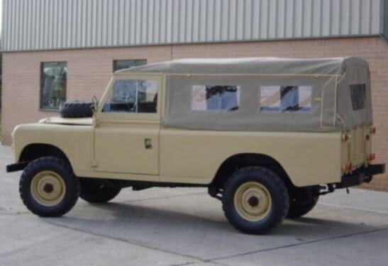 Lona techo con ventanas laterales y trasera Land Rover Santana 109  2 puertas. REF ext252-9sac