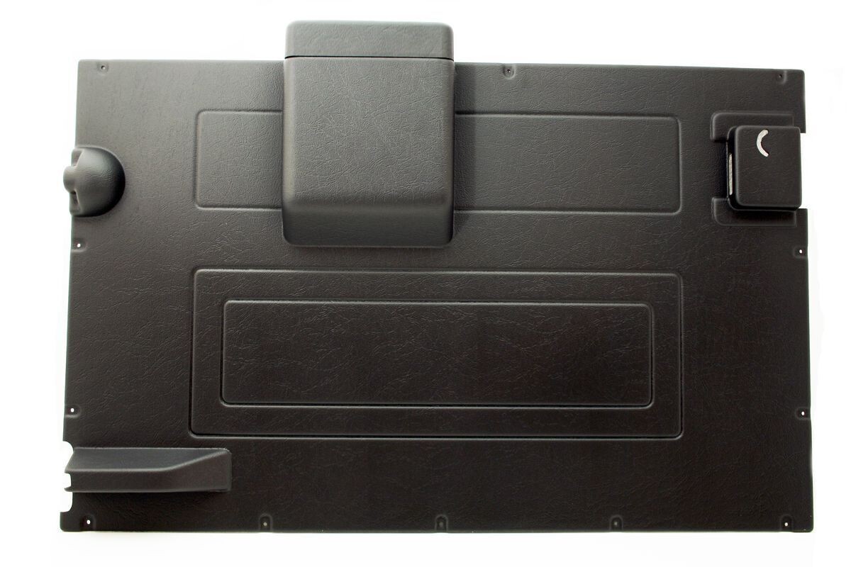 Panel portón  negro Land Rover Defender REF BA 2740