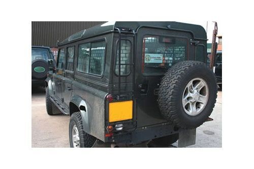 Escalera trasera Land Rover Defender REF stc50417