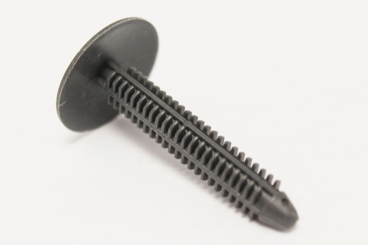 Grapa paneles traseras Land Rover Defender REF ezm100340loy