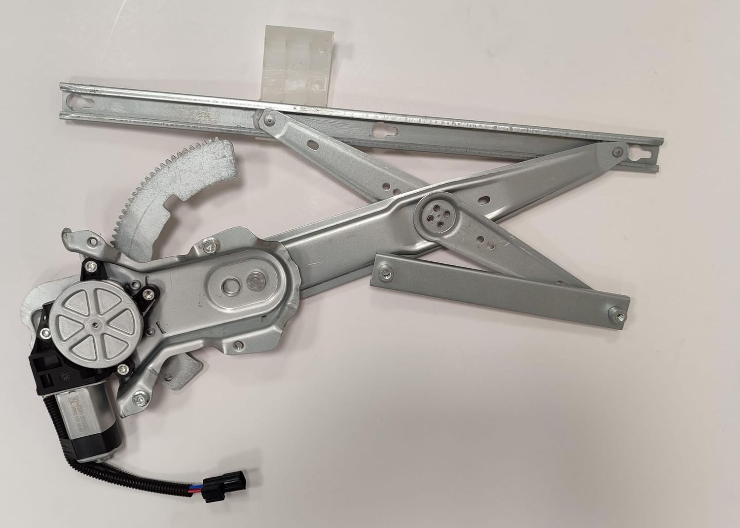 Elevalunas puertas delanteras  Land Rover Discovery serie 1 y 2 , Range Rover Clasic lado derecho, con motor REF LR006373es
