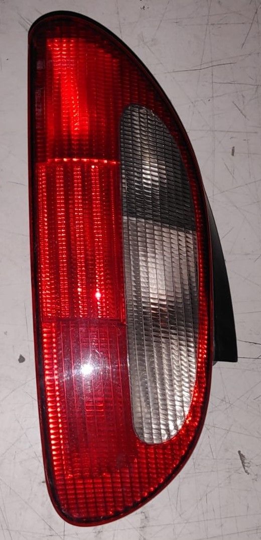 Piloto trasero derecho MGF REF XFB101600