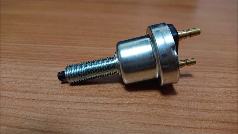 Interruptor frenos stop Land Rover series Santana REF 575166  37740A66010