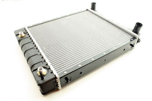 Radiador de Range Rover 300tdi , Land Rover Discovery 300 TDI, Defender 300tdi  ref. BTP2275